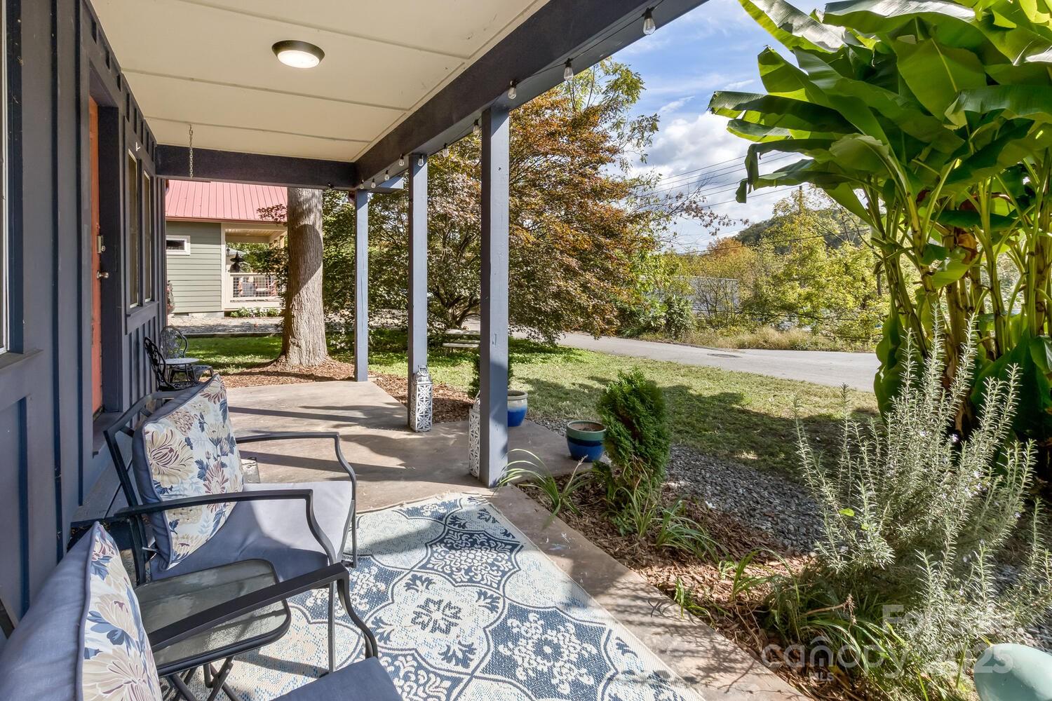 13 Norton Drive Asheville NC 28804