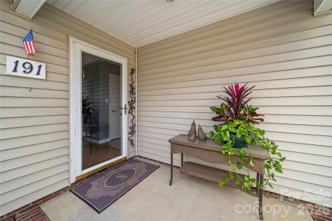 191 Oak Village Parkway Mooresville NC 28117