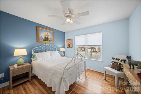 191 Oak Village Parkway Mooresville NC 28117