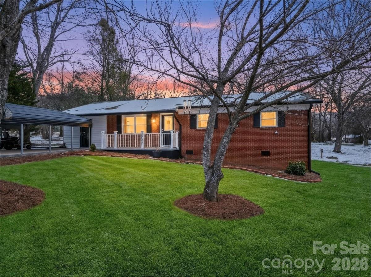 2563 Marble Street Newton NC 28658