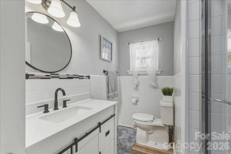 2563 Marble Street Newton NC 28658