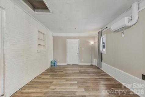2563 Marble Street Newton NC 28658