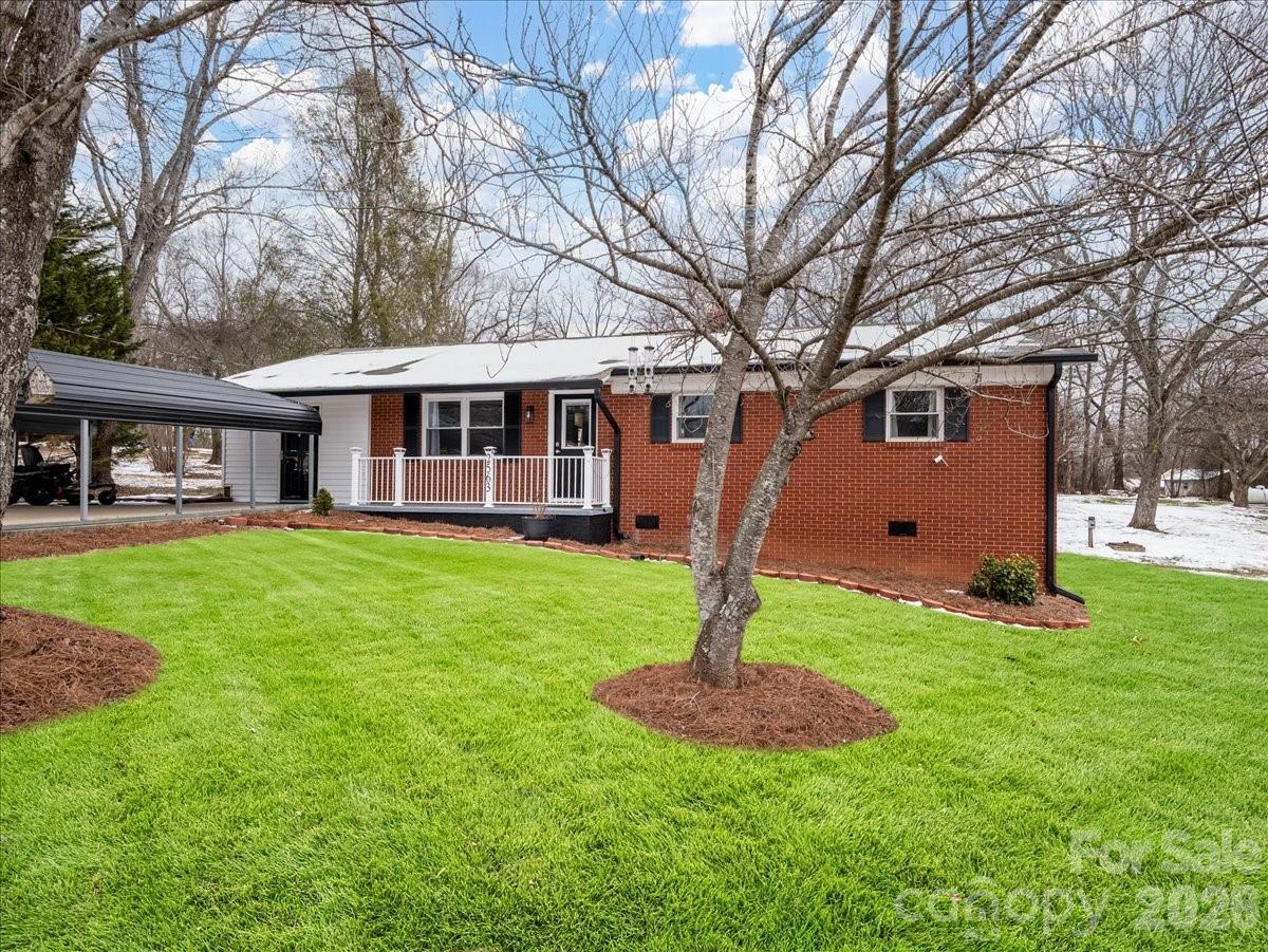 2563 Marble Street Newton NC 28658