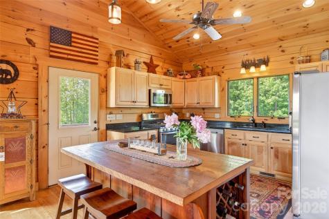 217 Summit Drive Nebo NC 28761