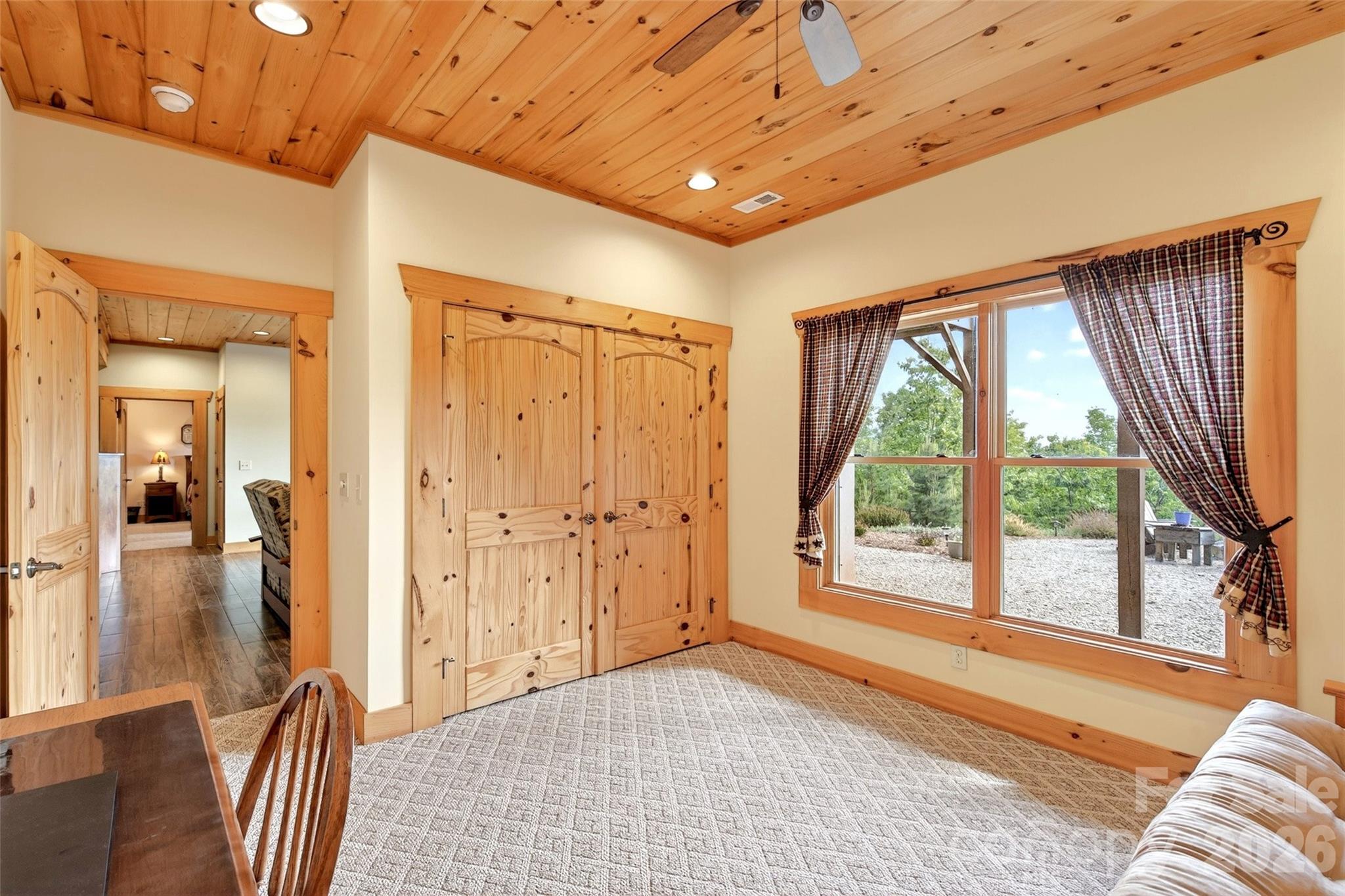 217 Summit Drive Nebo NC 28761