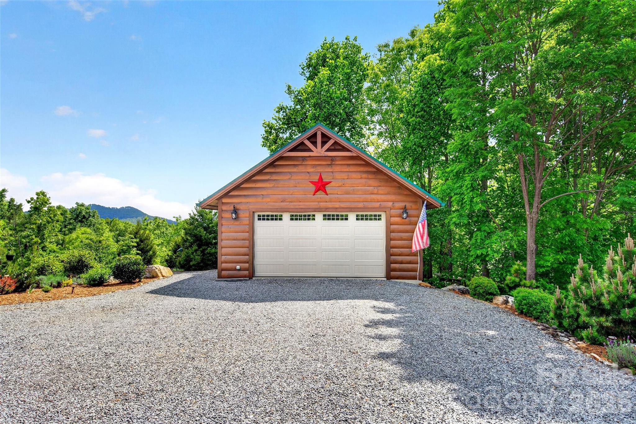 217 Summit Drive Nebo NC 28761