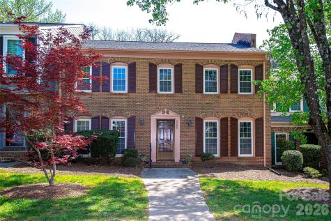 4248 Woodglen Lane Charlotte NC 28226