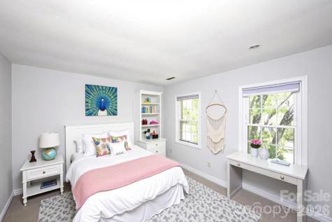 4248 Woodglen Lane Charlotte NC 28226