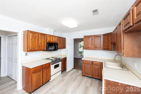 4248 Woodglen Lane Charlotte NC 28226