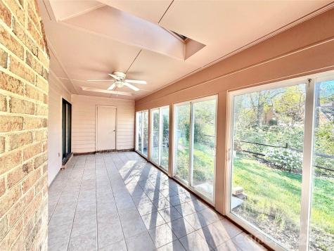 4248 Woodglen Lane Charlotte NC 28226
