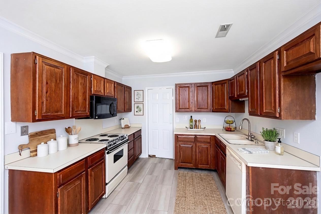4248 Woodglen Lane Charlotte NC 28226