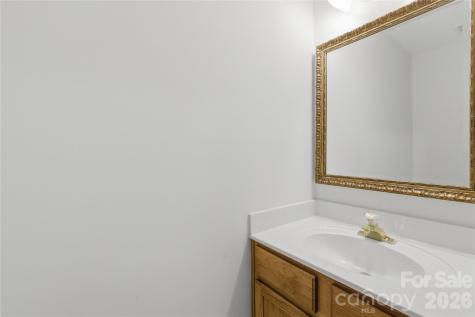 7011 Long Run Lane Charlotte NC 28216