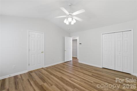 7011 Long Run Lane Charlotte NC 28216