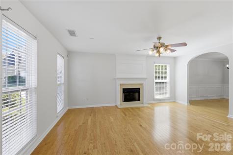 7011 Long Run Lane Charlotte NC 28216