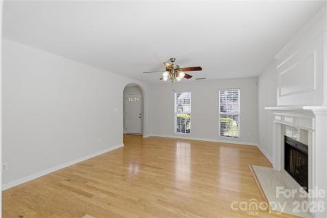 7011 Long Run Lane Charlotte NC 28216