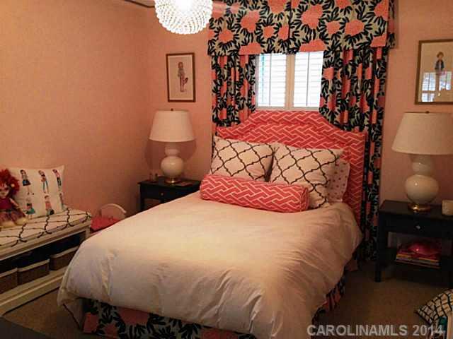 3417 Chevington Road Charlotte NC 28226