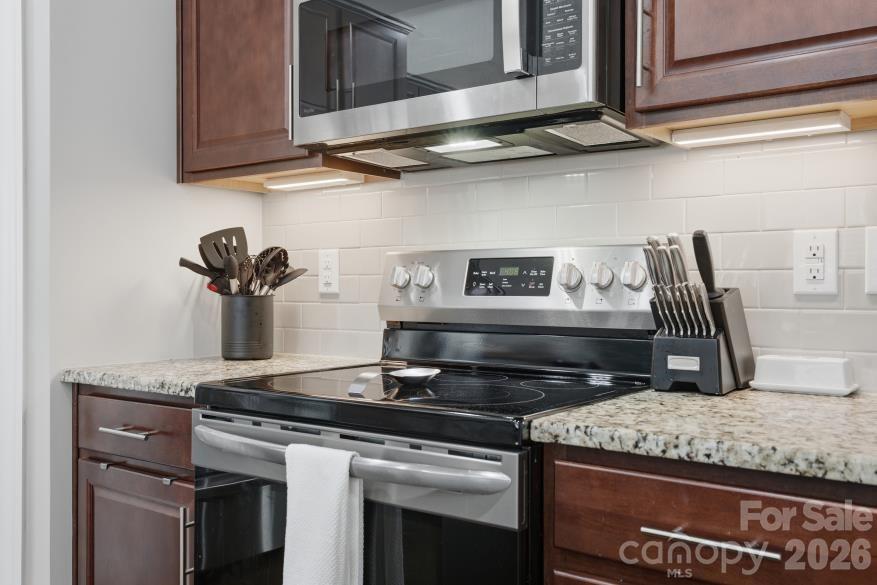 8737 Aspinwall Drive Charlotte NC 28216
