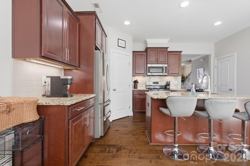 8737 Aspinwall Drive Charlotte NC 28216