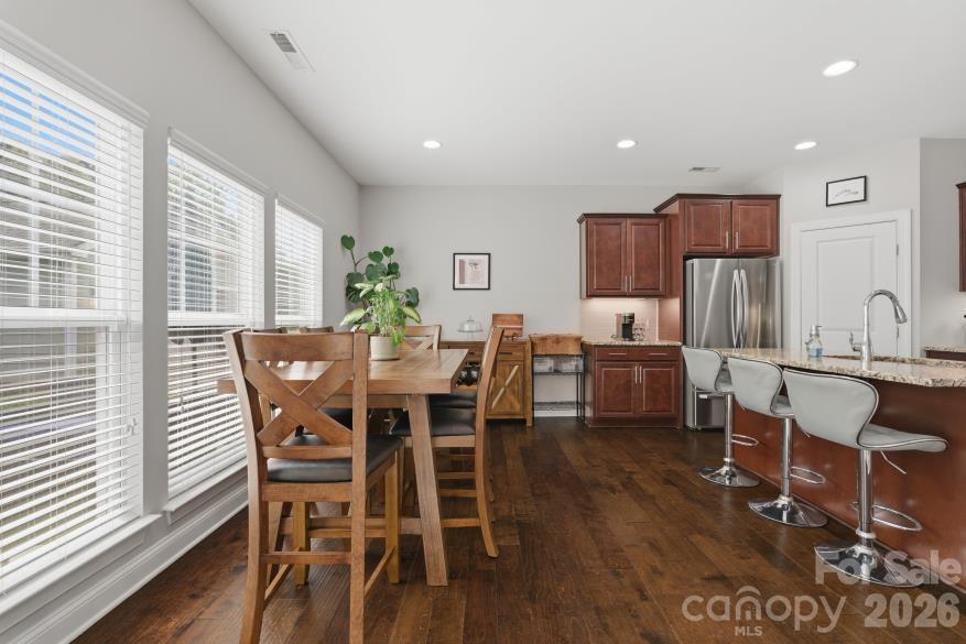 8737 Aspinwall Drive Charlotte NC 28216