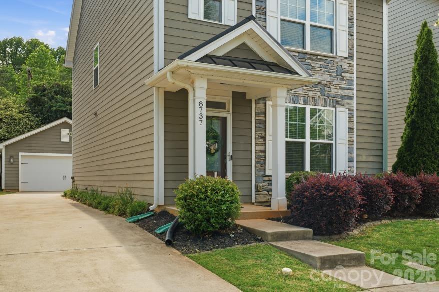 8737 Aspinwall Drive Charlotte NC 28216