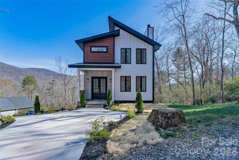 26 Pineview Road Fairview NC 28730