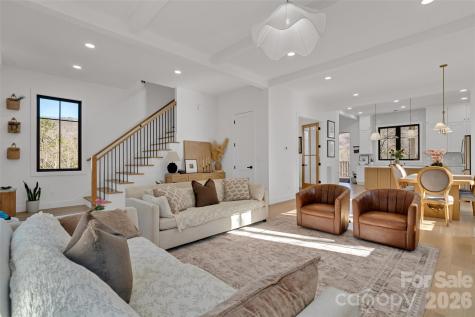 26 Pineview Road Fairview NC 28730