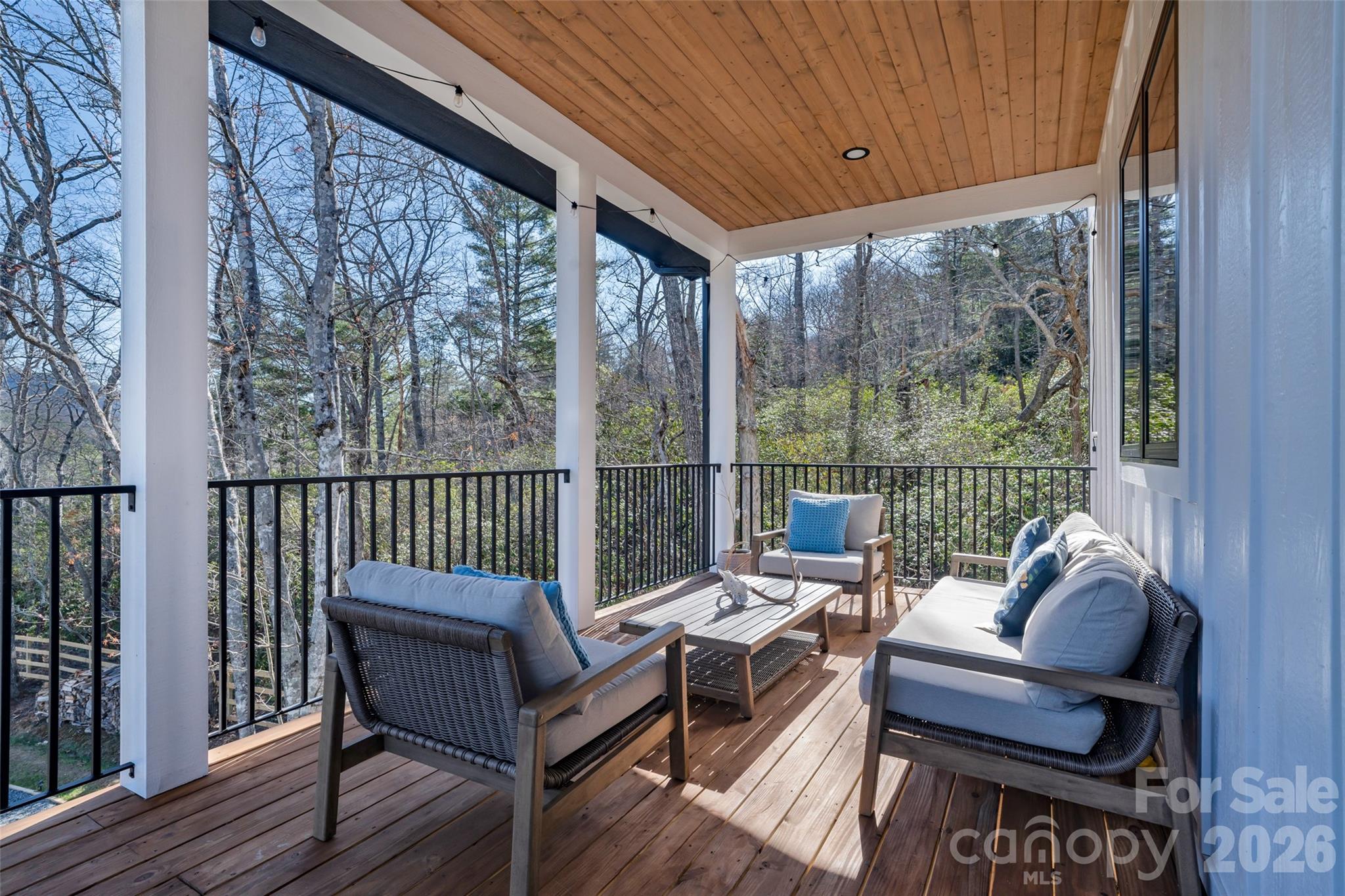 26 Pineview Road Fairview NC 28730