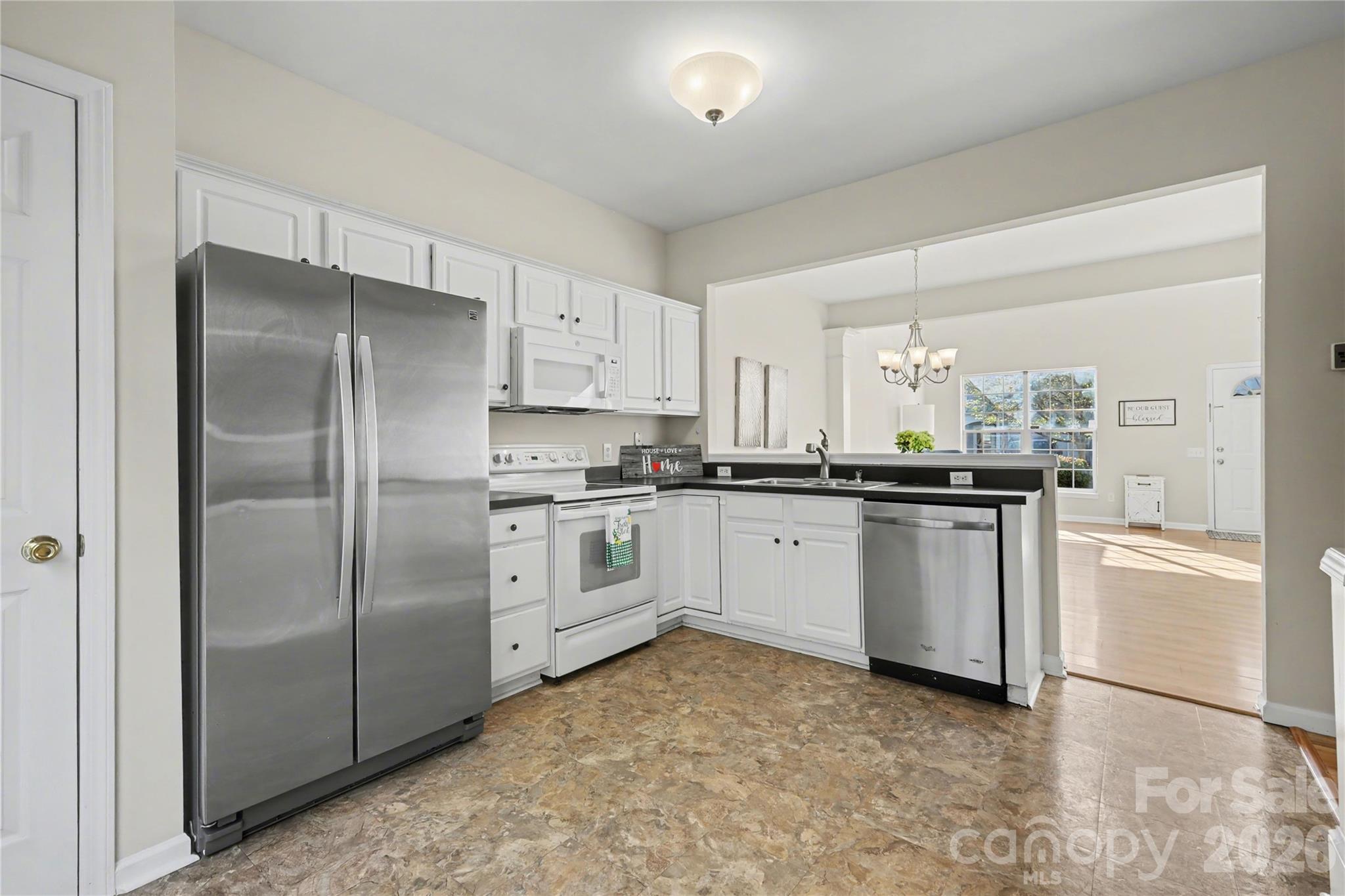 6930 Beverly Springs Drive Charlotte NC 28270
