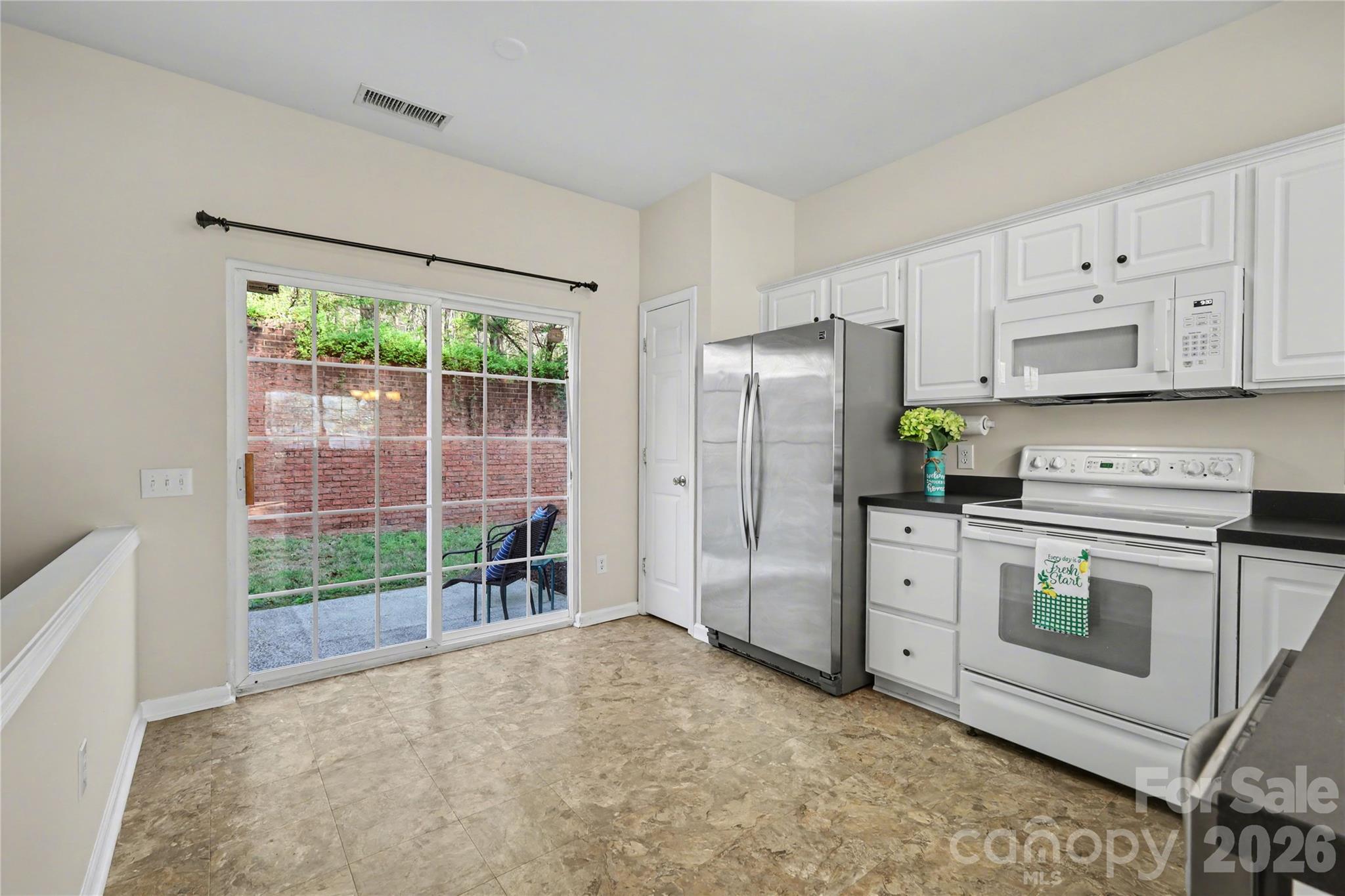 6930 Beverly Springs Drive Charlotte NC 28270