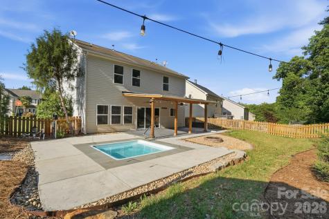 9713 Falling Stream Drive Charlotte NC 28214