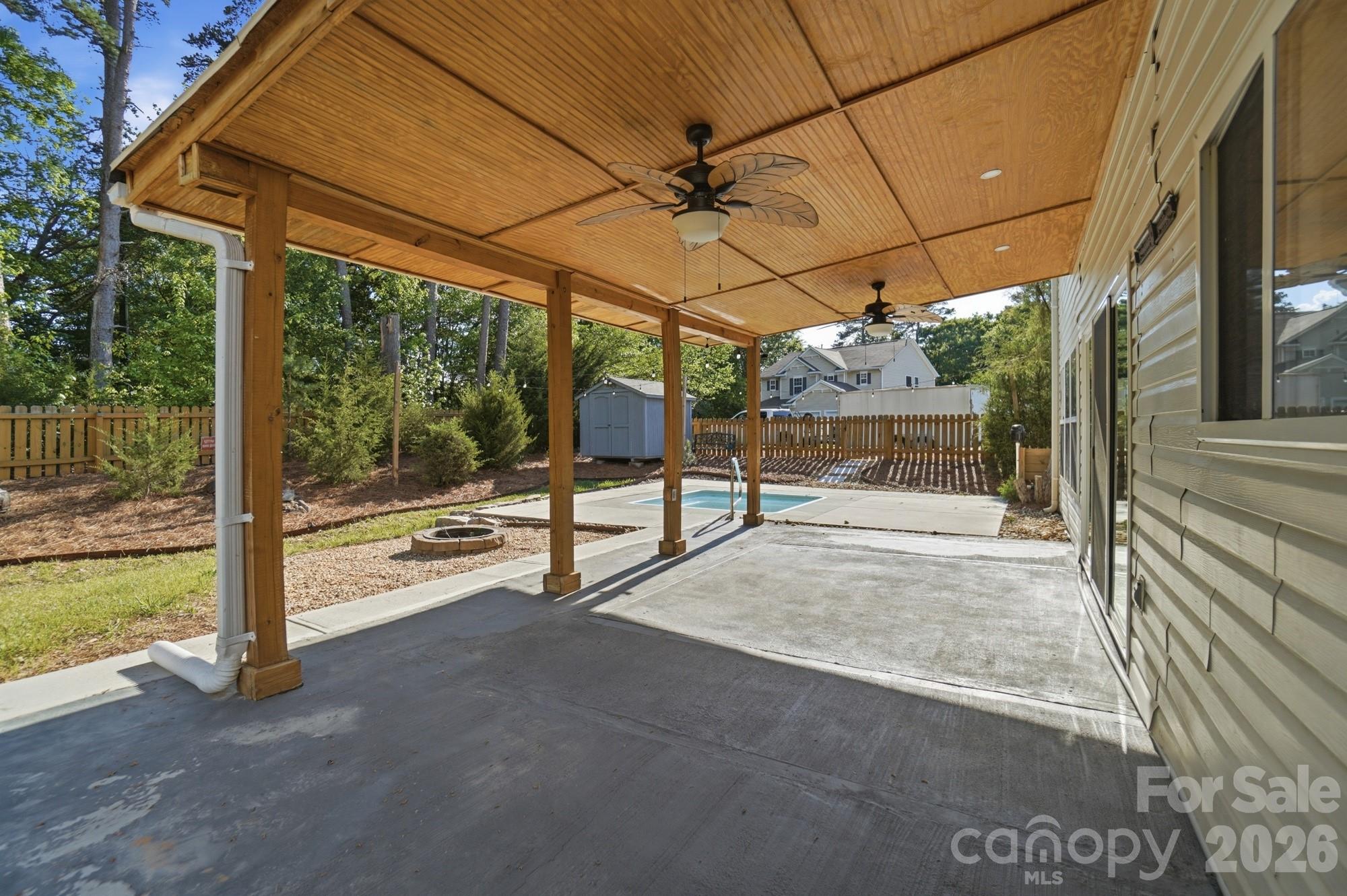 9713 Falling Stream Drive Charlotte NC 28214