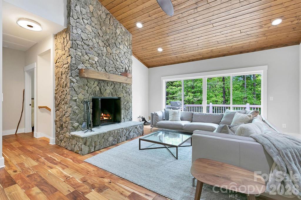 131 Bear Trace Road Brevard NC 28712
