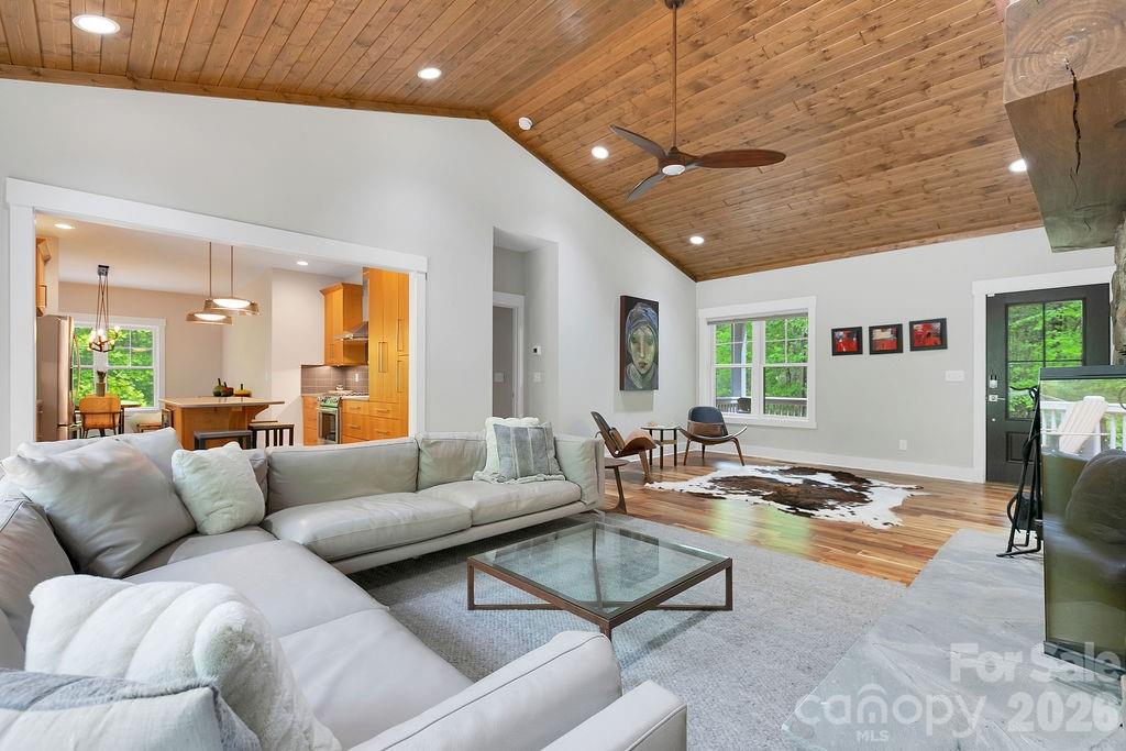 131 Bear Trace Road Brevard NC 28712