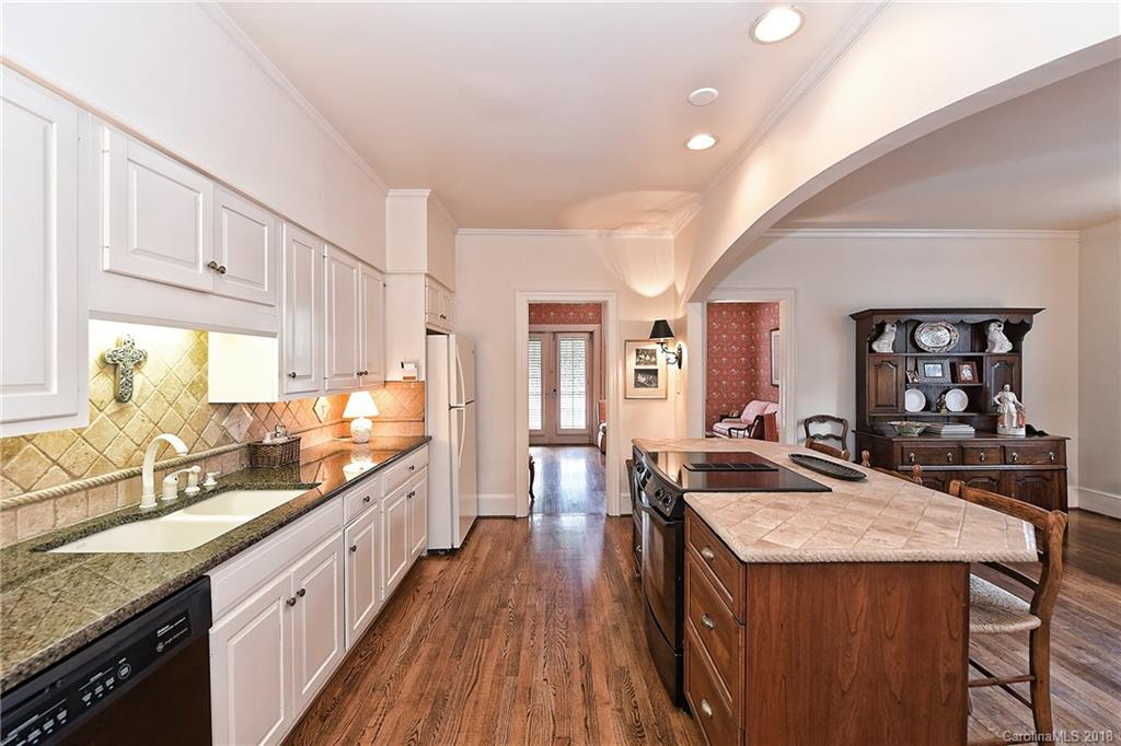 142 Perrin Place Charlotte NC 28207