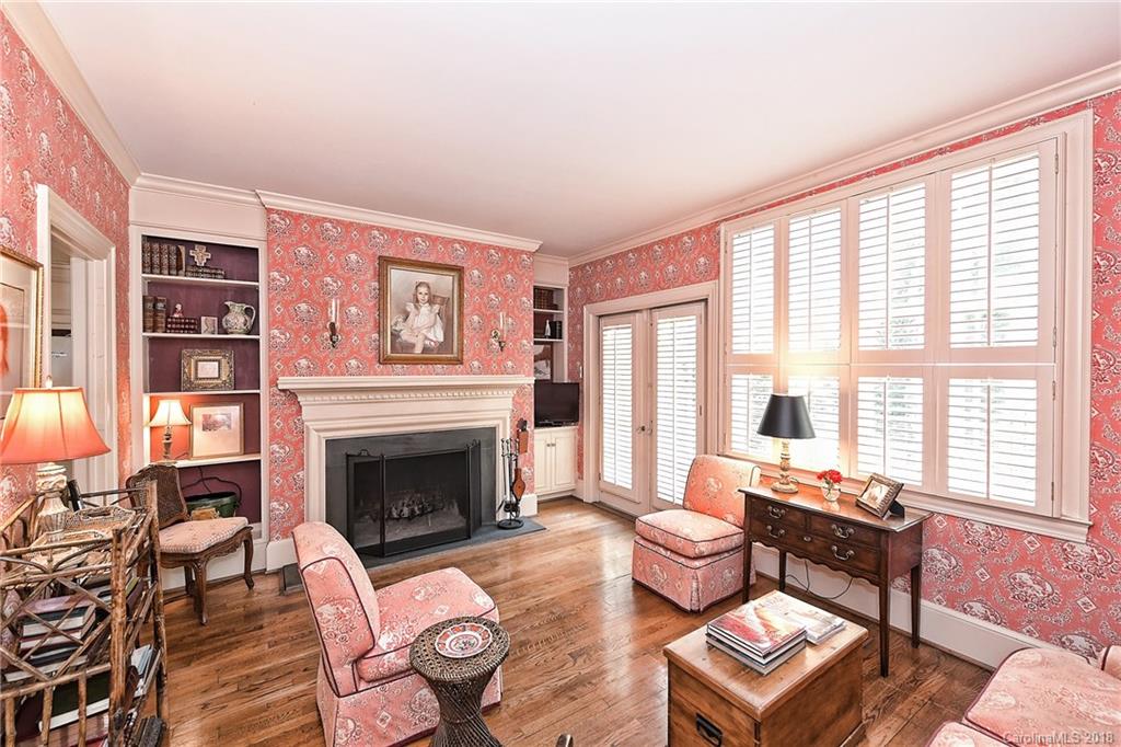 142 Perrin Place Charlotte NC 28207