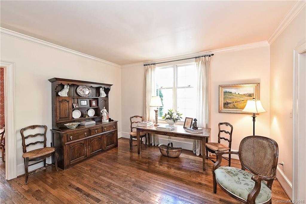 142 Perrin Place Charlotte NC 28207
