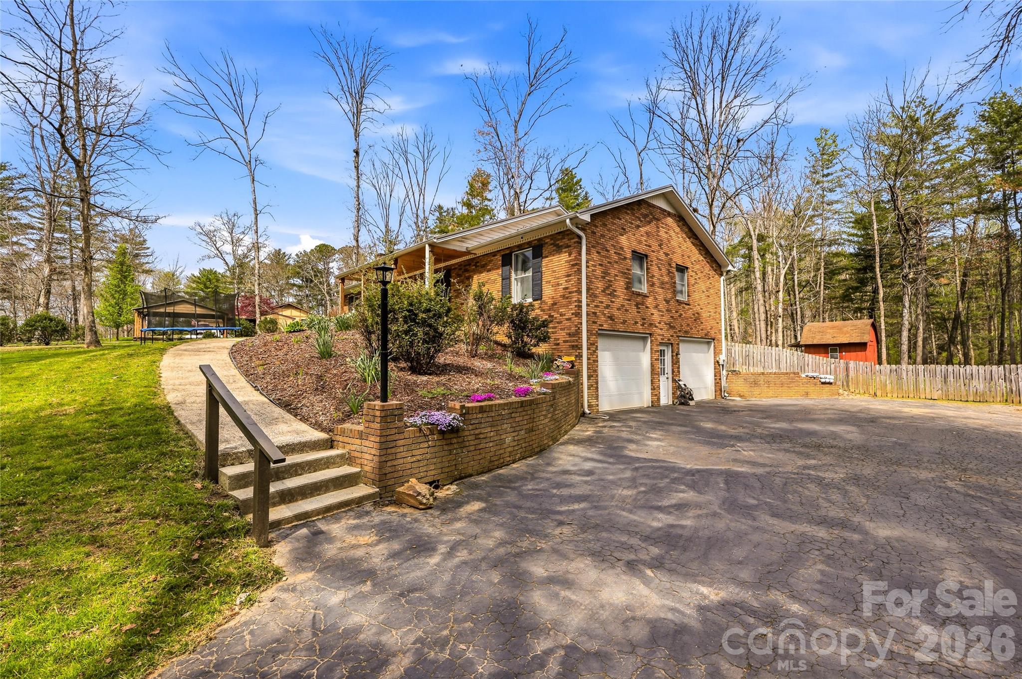 32 W Ashley Place Etowah NC 28729