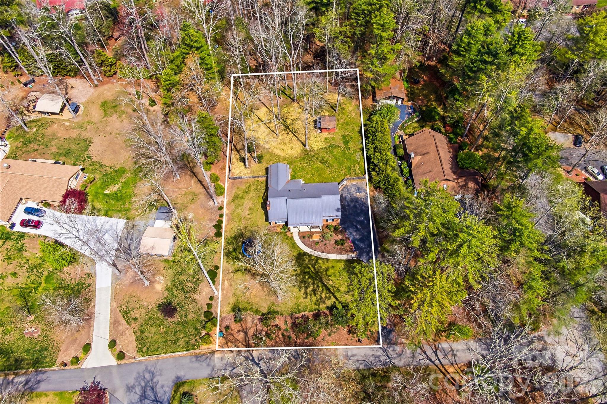 32 W Ashley Place Etowah NC 28729