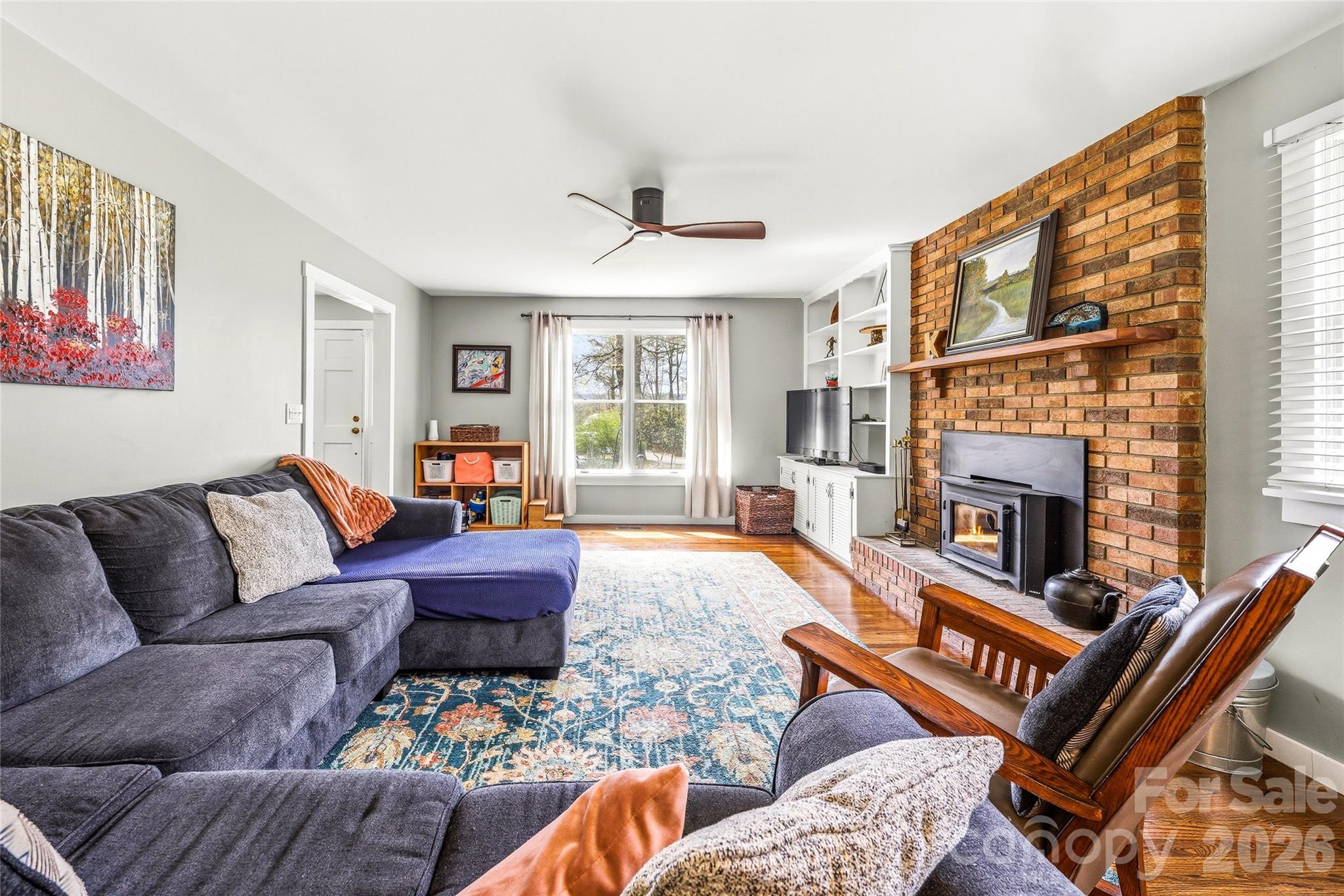 32 W Ashley Place Etowah NC 28729