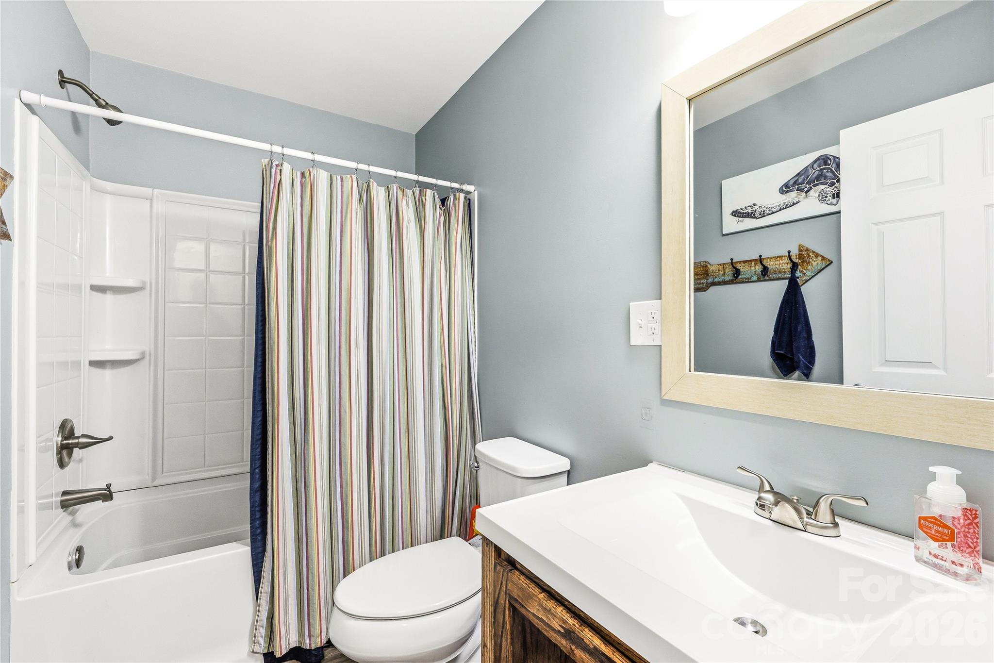 32 W Ashley Place Etowah NC 28729