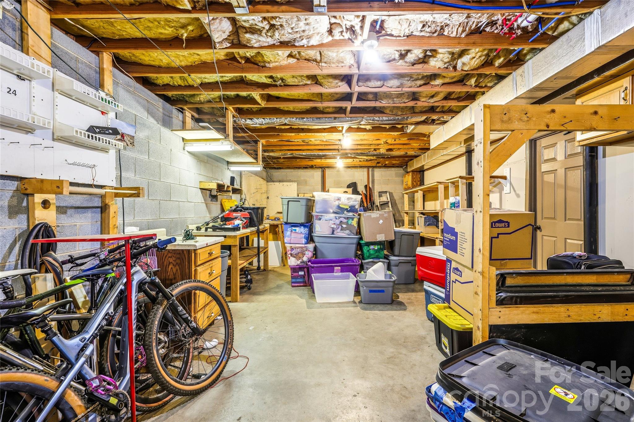 32 W Ashley Place Etowah NC 28729