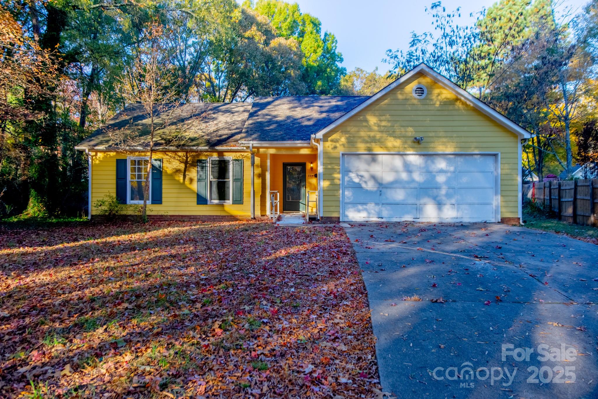 7541 Crestside Lane Charlotte NC 28227