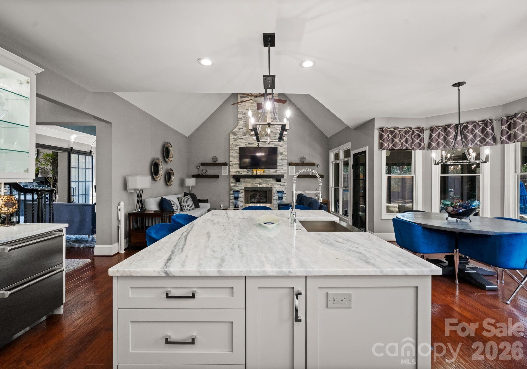 141 Sardis Lane Charlotte NC 28270