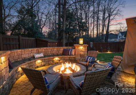 141 Sardis Lane Charlotte NC 28270