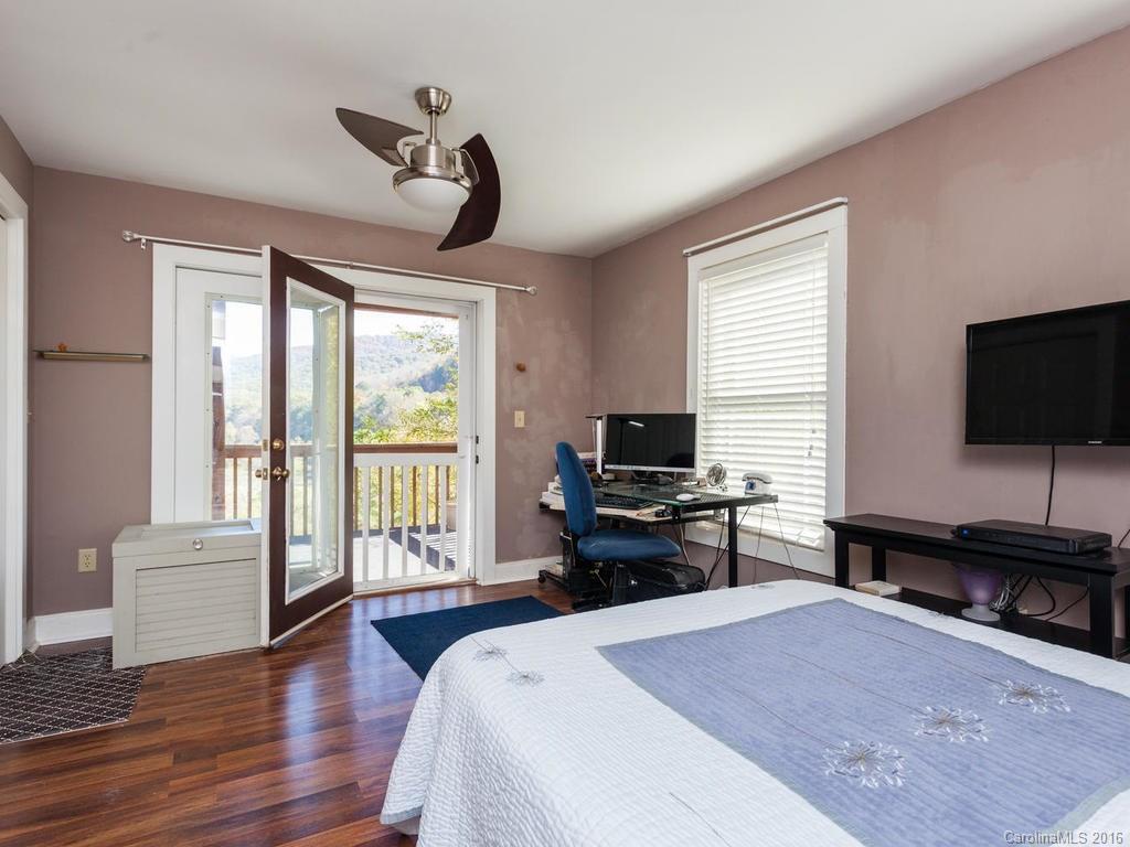 6 Gabrielle Lane Asheville NC 28805