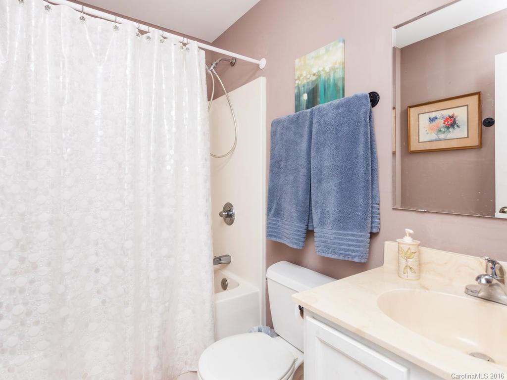 6 Gabrielle Lane Asheville NC 28805
