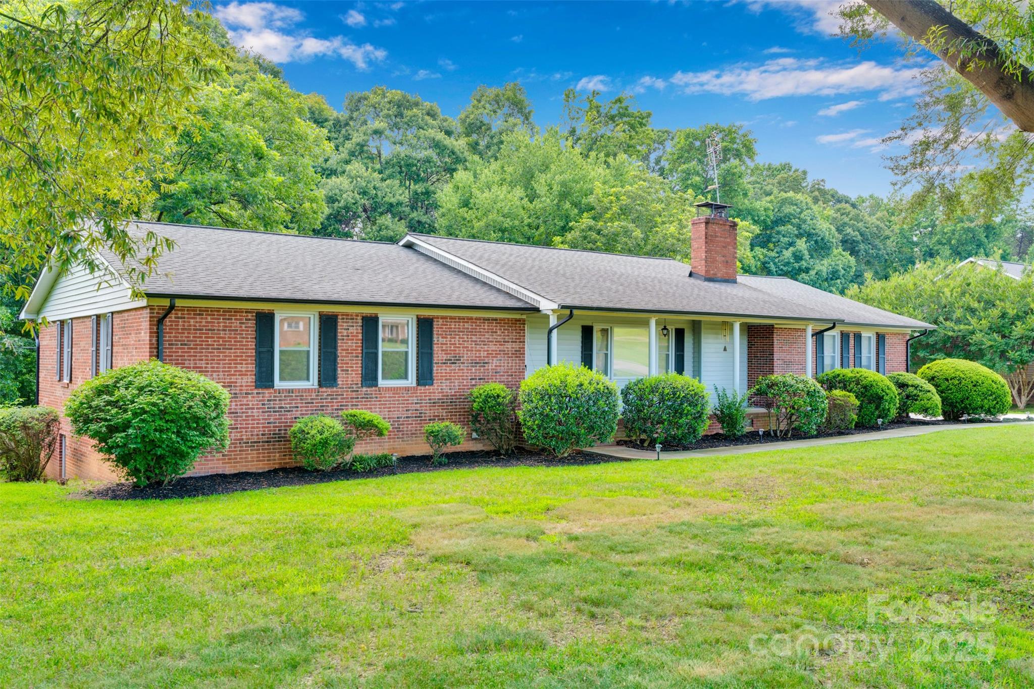 2376 Charlotte Highway Mooresville NC 28117