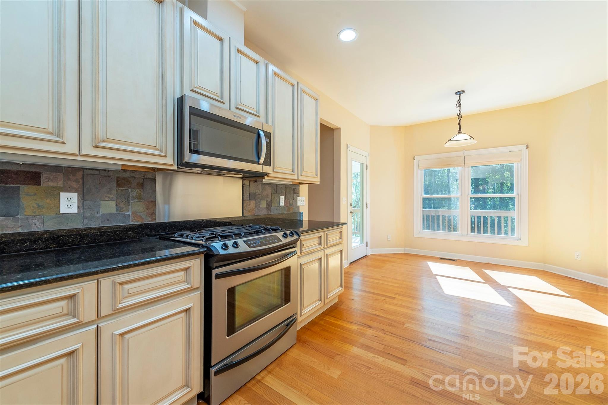 75 Noble Road Fairview NC 28730