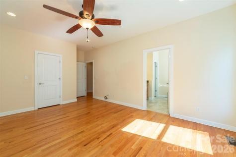 75 Noble Road Fairview NC 28730