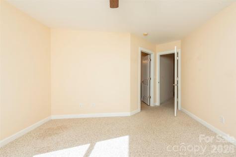 75 Noble Road Fairview NC 28730